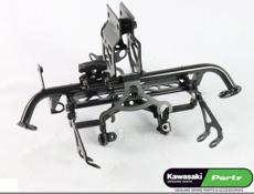 Кронштейн переднего обтекателя Kawasaki