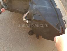 Продам фару б/у