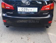 Lexus IS