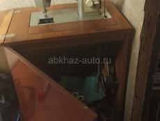 Продаю Швейная машина и Духовка 