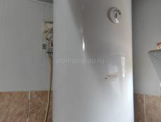 Продам водонагреватель ARISTON 