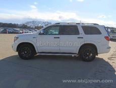 Toyota Sequoia