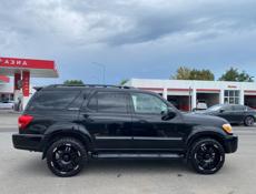 Toyota Sequoia