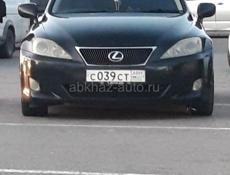 Lexus IS