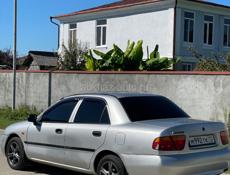 Mitsubishi Carisma