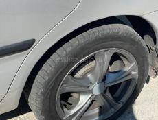 Mitsubishi Carisma
