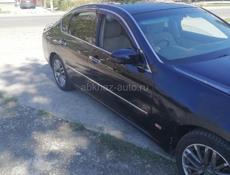Nissan fuga