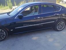 Nissan fuga
