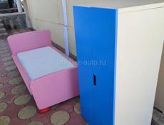 Детская кровать со шкафом