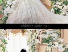 Свадебное платье 42-44 