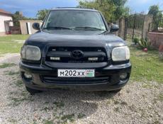 Toyota Sequoia