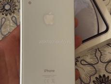 iPhone XR. 128gb