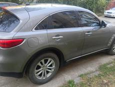 Infiniti FX
