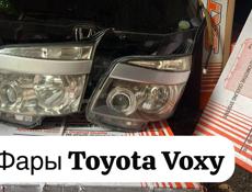  Toyota Voxy фары, радиаторы, амортизаторы, лобовое стекло, зеркала, капоты и много других запчастей в наличии и под заказ 