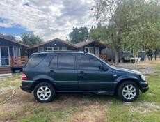 Mercedes-Benz ML
