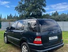 Mercedes-Benz ML