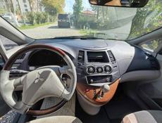 Mitsubishi Grandis
