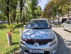 Mitsubishi Grandis