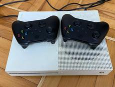Продаю xbox one s