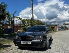 Mercedes-Benz 200-Series