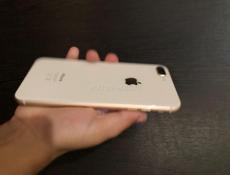 iPhone 8+