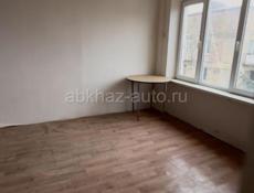 Продаю квартиру на массиве 