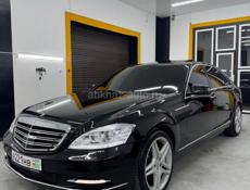 Mercedes-Benz S-Класс