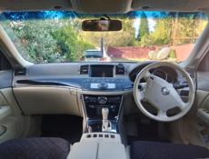 Nissan fuga