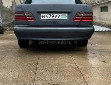 Mercedes-Benz 190