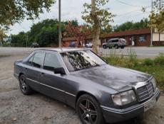 Mercedes-Benz 124