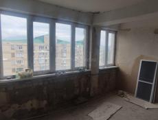 Продаётся 4-х комнатная квартира (95 м2) в Пицунде 