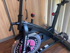 Продаю велотренажер сайкл Schwinn