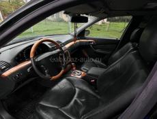 Mercedes-Benz S-Класс