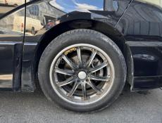 235/50 R18
