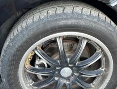 235/50 R18