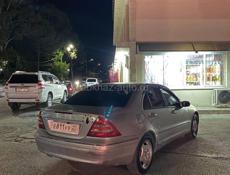 Mercedes-Benz C-Класс