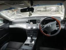 Nissan fuga