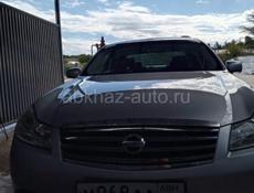 Nissan fuga