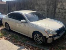 Nissan fuga