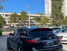 Infiniti FX