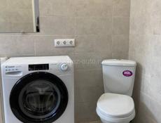 в центре у Ботанического сада