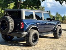 Ford Bronko