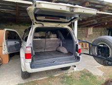 Toyota Hilux Surf