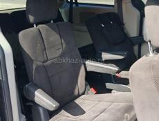 Dodge Caravan