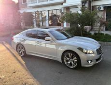 Nissan fuga