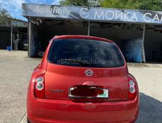 Nissan March