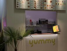 Сотрудники в фаст фуд 
