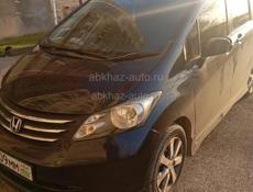 Honda FR-V