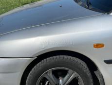 Mitsubishi Carisma