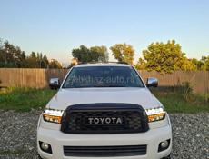Toyota Sequoia